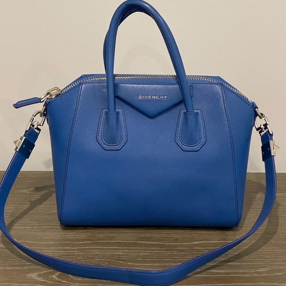 Givenchy Antigona Bag 100% Authentic